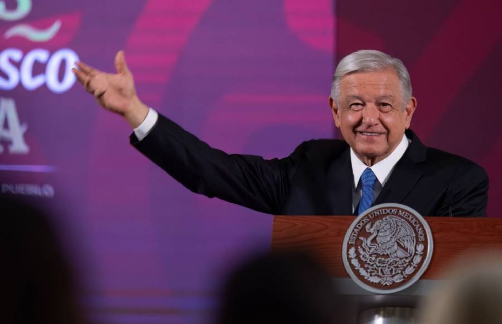 Amlo No Sabe Cu Ndo Ni C Mo Entregar El Bast N De Mando