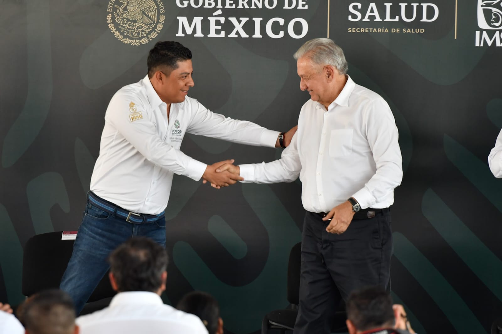 AMLO reconoció la disposición de RGC para federalizar el Sistema de Salud