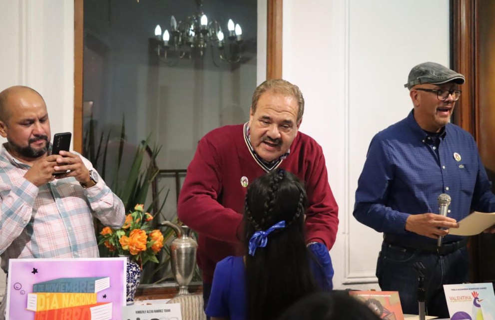 Presentan los libros ganadores del segundo concurso de cuento infantil ...